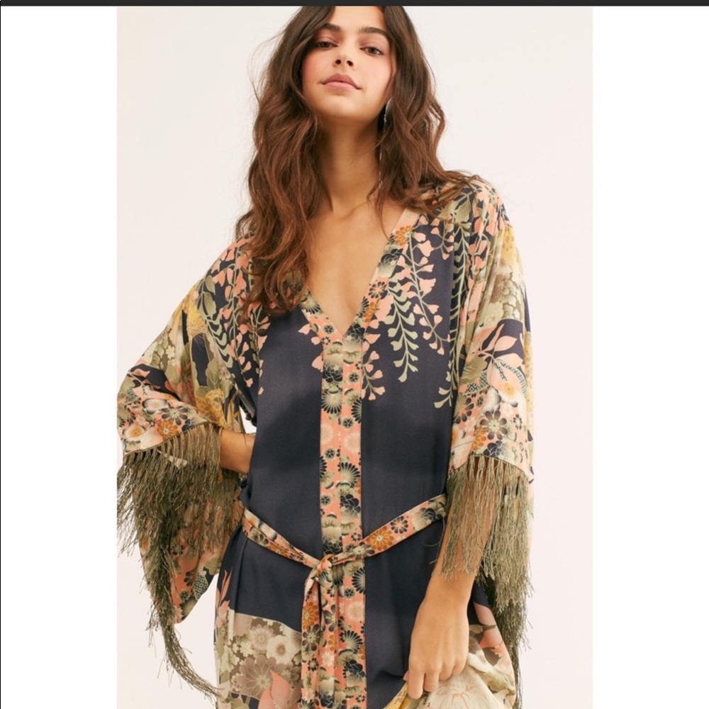 🌸SPELL🌸 FP exclusive willow tunic